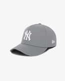 Yankees Monogram 9FORTY Snapback